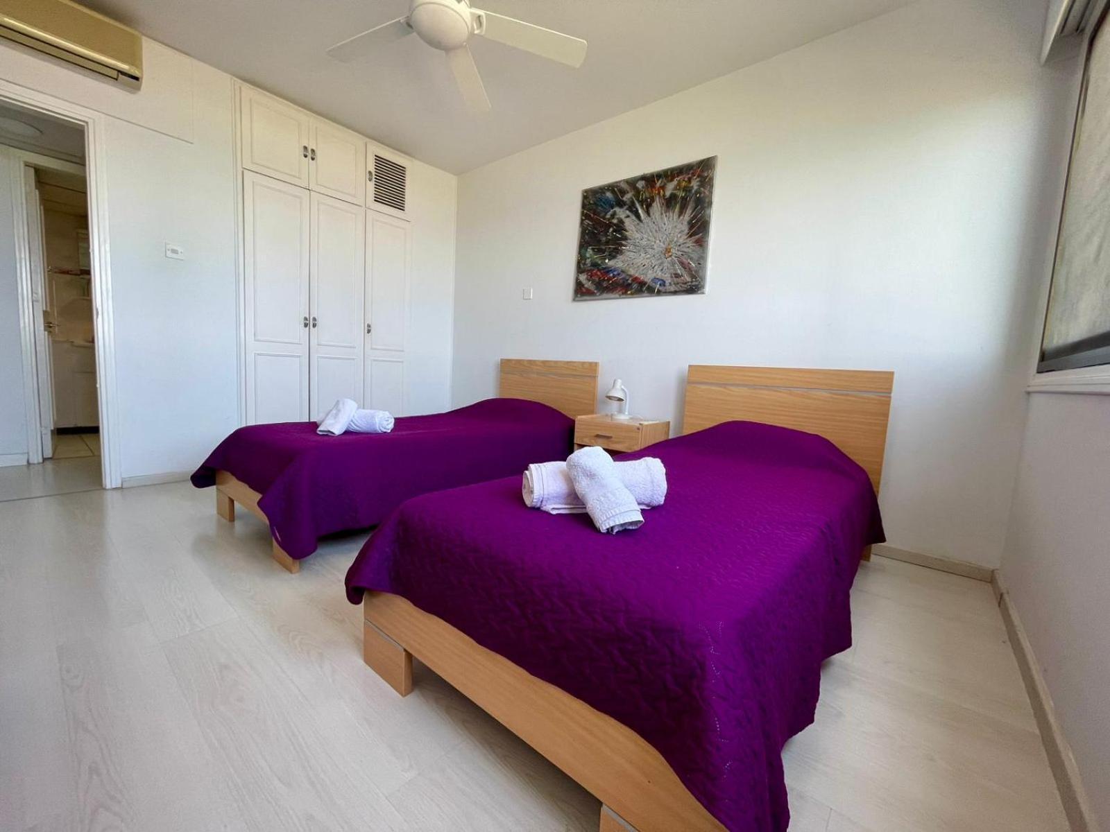 Sea View Suite In Makenzy Lárnaka Kültér fotó